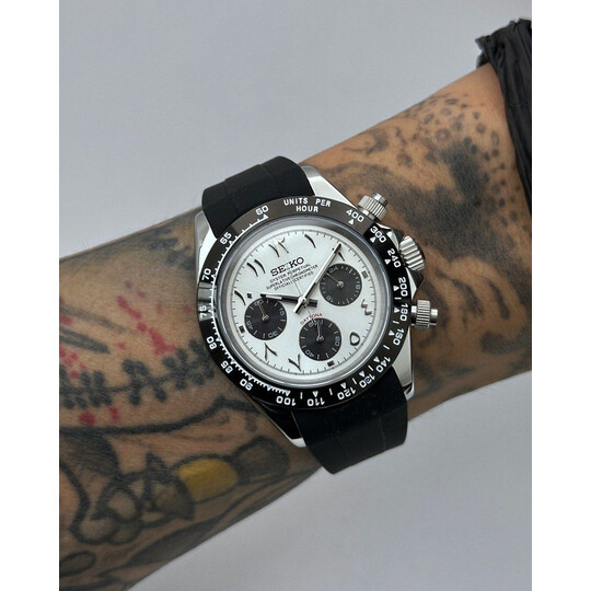Custom Seiko Mod • Silver Panda Arabic Daytona• 39.5mm